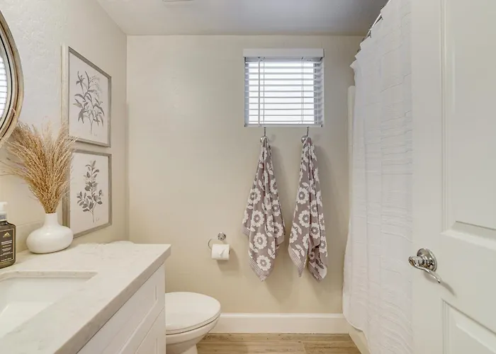 < 1 Mi To Golf: Charming Ahwatukee Foothills Holiday home